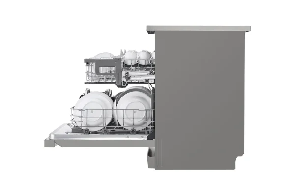 LG QuadWash Steam 14 Place Dishwasher