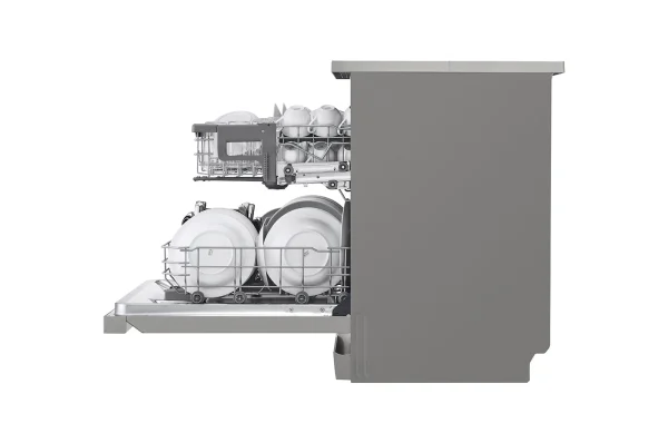 LG QuadWash Steam 14 Place Dishwasher