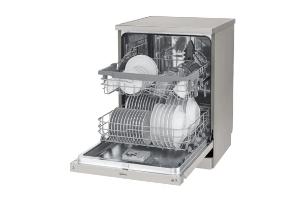 LG QuadWash™; SmartThinQ™ Dishwasher
