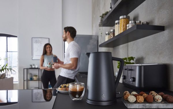 Swan Stealth 1,7 Litre Cordless Kettle